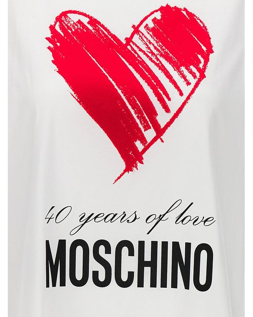 40 Years Of Love T Shirt Beige di Moschino in White