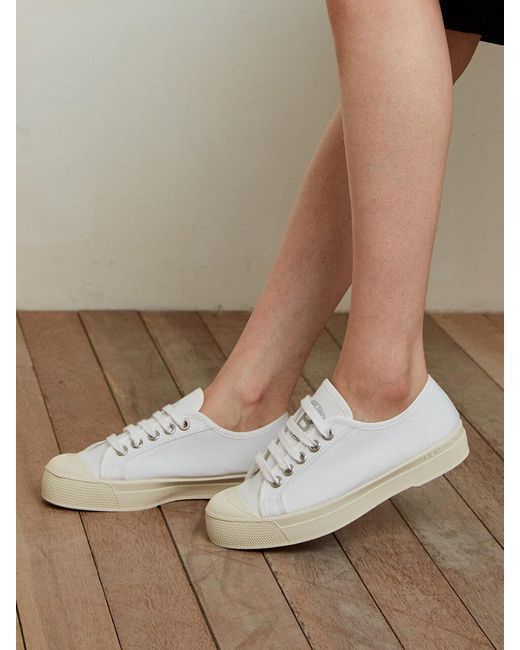 romy sneakers