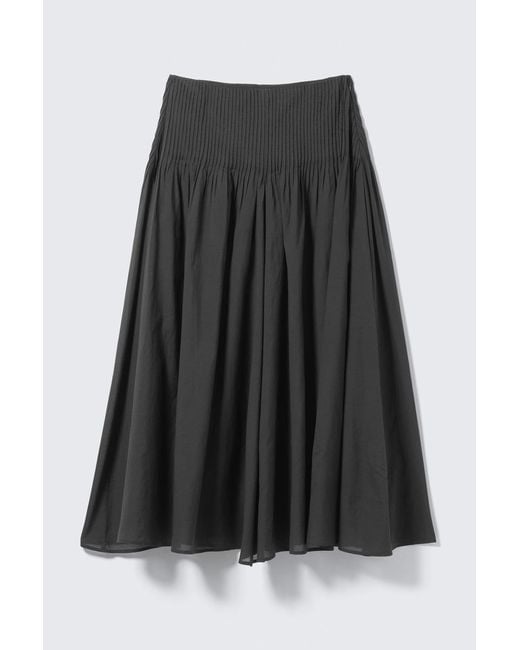 Weekday Black Pleated Mid Rise Maxi Skirt