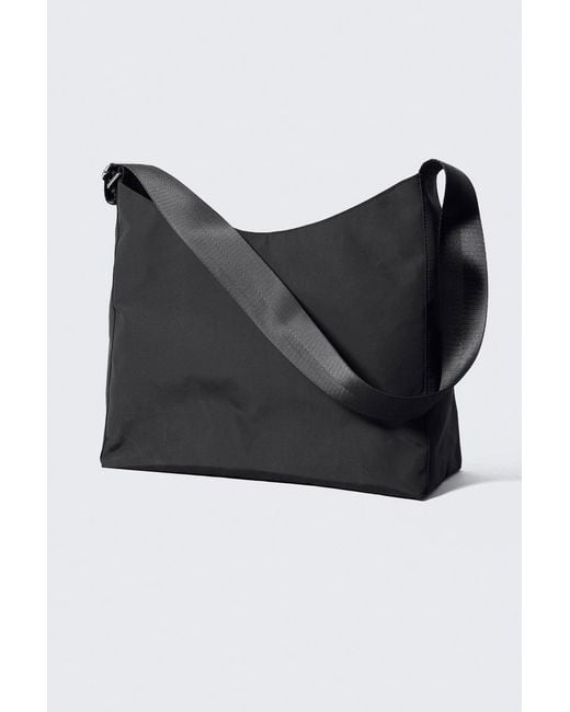 Weekday Black Tasche Carry