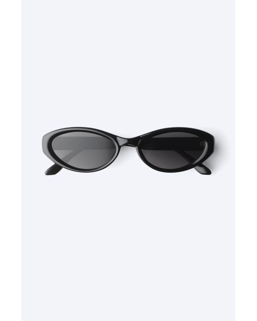 Weekday Black Oval Sunglasses for men