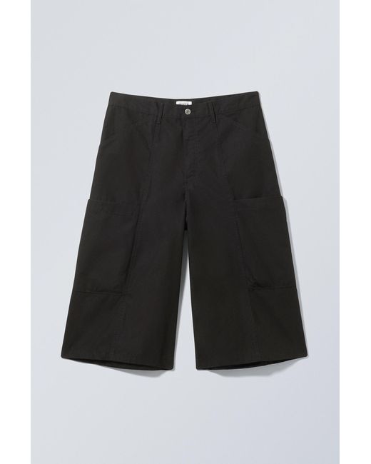 Weekday Black Loose Ankle Length Cargo Shorts for men