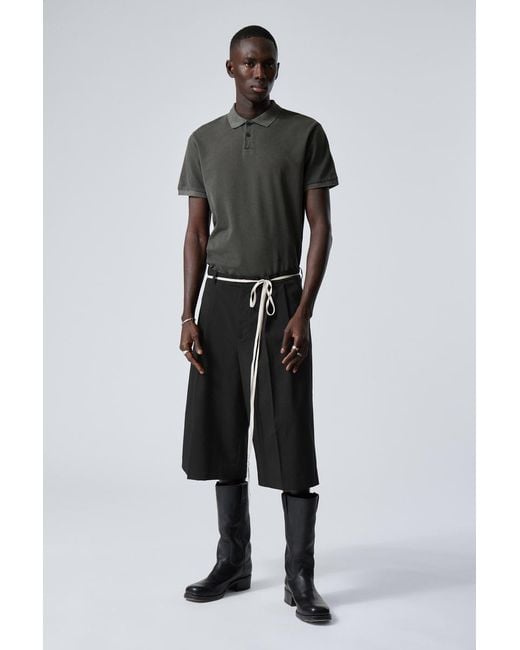 Weekday Black Loose Fit Pleated Suit Shorts for men
