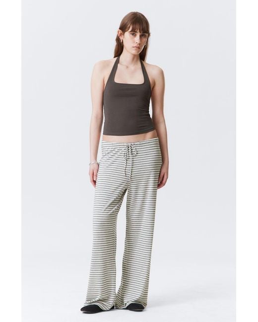 Weekday White Weit Geschnittene Lyocell-Hose Zum Hineinschlüpfen