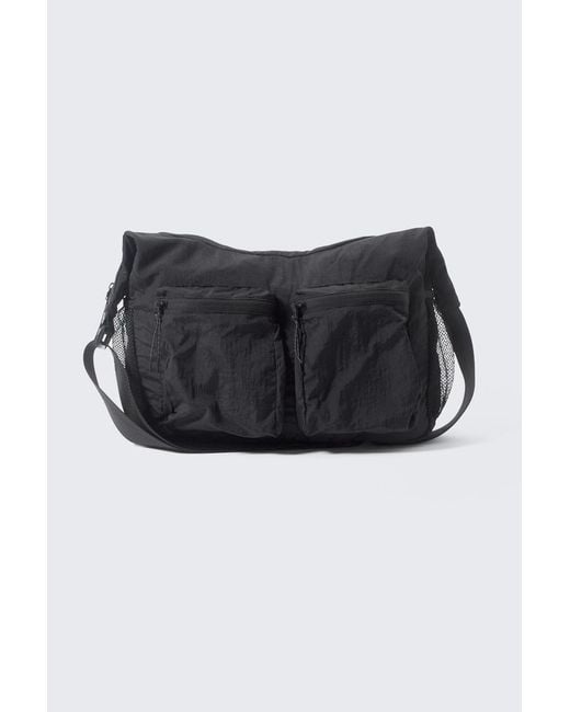 Weekday Umhängetasche in Black für Herren