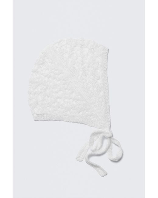 Monki White Weiches Strickhäubchen