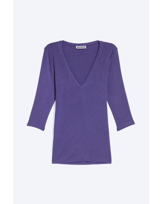 Weekday Purple Deep V-Neck Three-Quarter Sleeve Top