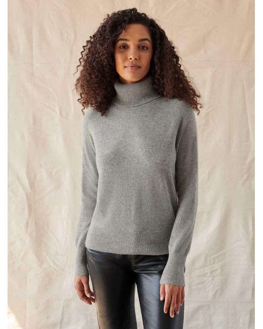 white and warren essentials