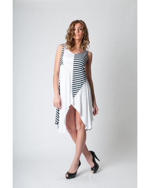 Conquista White Asymmetrical Stripe Detail Tunic