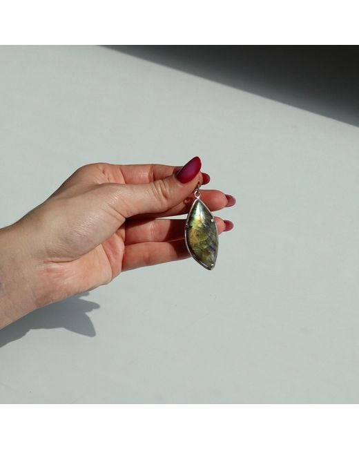 Mineralgems•Studio Metallic Labradorite Navette Pendant With Sterling Chain
