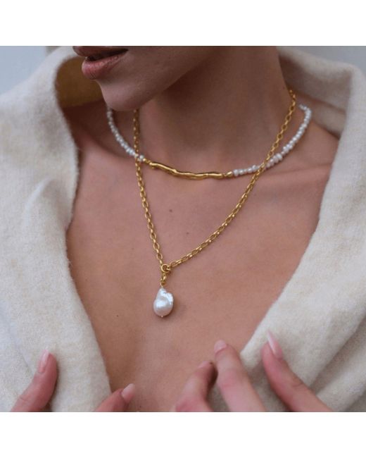 LINYA JEWELLERY Metallic Tapy Baroque Pearl Thick Chain Necklace