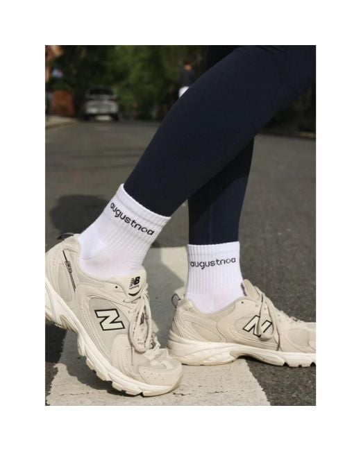 augustnoa White Best Ankle Socks
