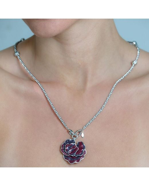 Onia Metallic Bloom Form Charm