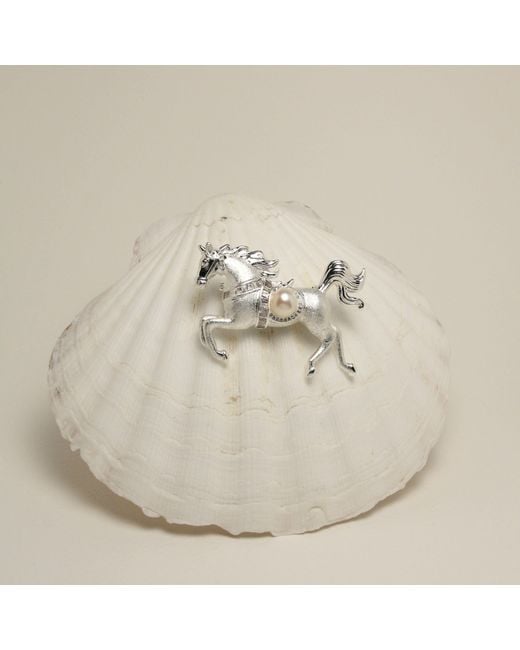 Ninemoo White Gallant Stallion Pearl Brooch-Pendant