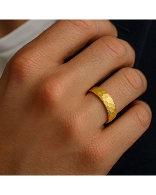 Unaloe Metallic Ring Band