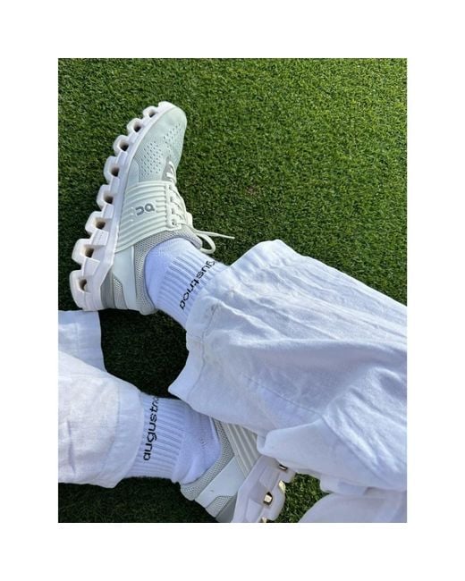 augustnoa White Best Ankle Socks