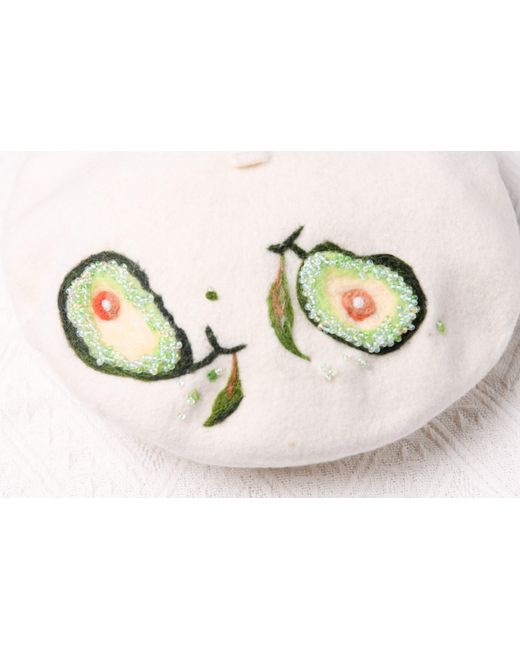 Heartfelt Layers White Avocado Wool Beret