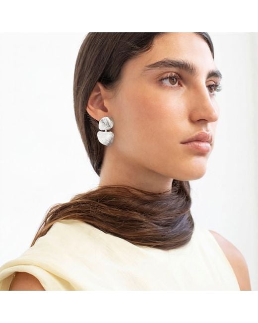 Joidart White Double-Plated Earrings Onaria