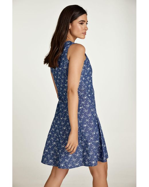 Conquista Blue Floral Cloche Dress