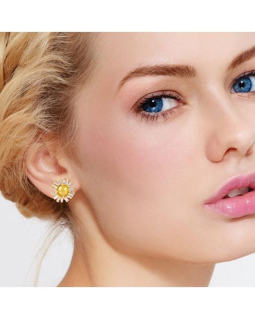 Artisan Metallic Ice Diamond Solid Yellow Gold Mini Stud Earrings Designer Jewelry
