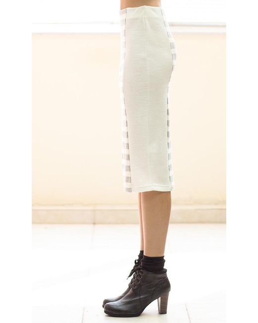 Conquista Gray Ecru & Striped Pencil Skirt