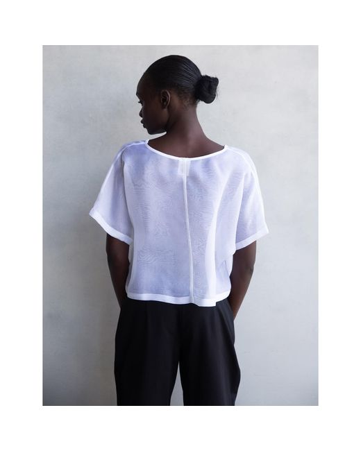 By Noa Rawitz Blue Silk Organza Boat Neckline Dolman Short Sleeves Top