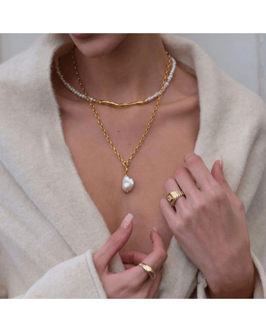 LINYA JEWELLERY Metallic Tapy Baroque Pearl Thick Chain Necklace