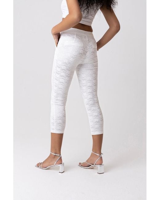 Amy Lynn White Penny Lace Capri Pants
