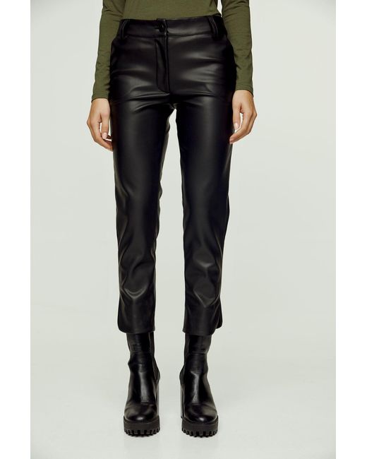 Conquista Black Faux Leather Pants