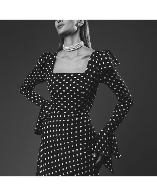Tuva Collection Black Flare Polka Dots