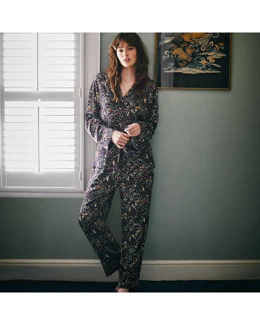 Fable England Gray Viscose Wolf Garden Print Pyjama Set