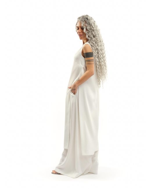Clothes by Locker Room White Sleeveless Maxi Tunic