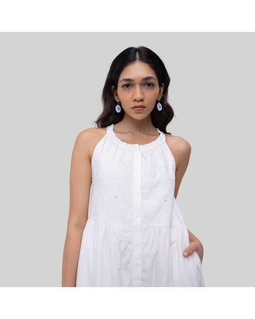REISTOR White Sleeveless Embroidered Tiered Maxi Dress