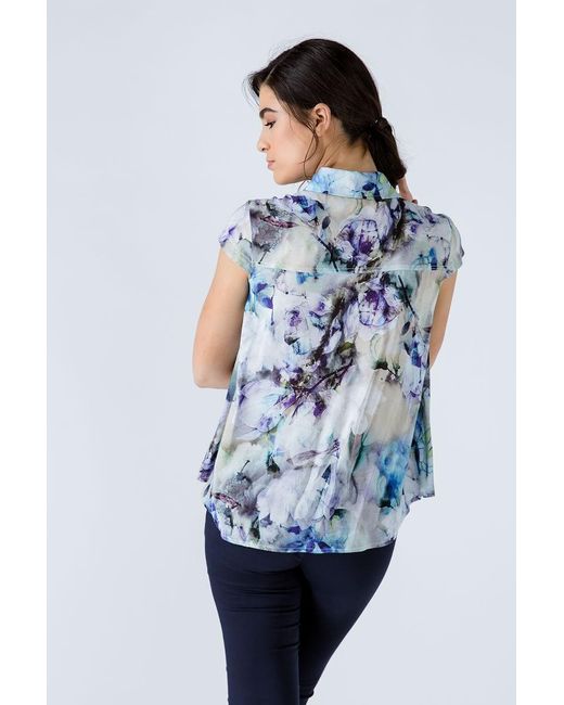 Conquista Blue Floral Cap Sleeve Shirt