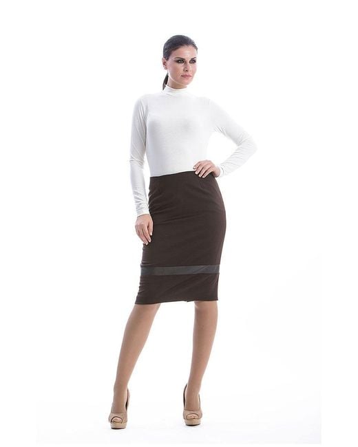 Conquista Brown Classic Straight Skirt