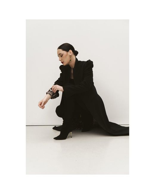 Roqaia Fashion House Black Noir Sculpté