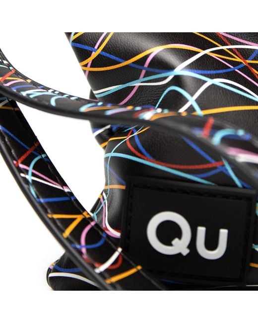 Qu Black Party Threads Pouch