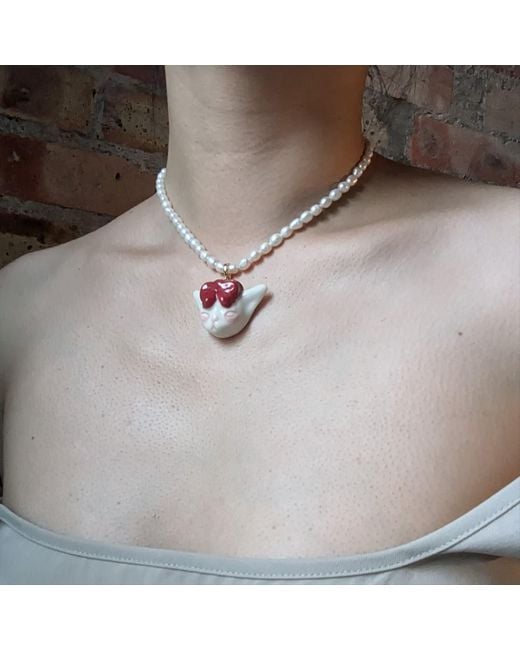 H2 Studio White Angry Puss Ruby Bow Tie Freshwater Pearl Necklace