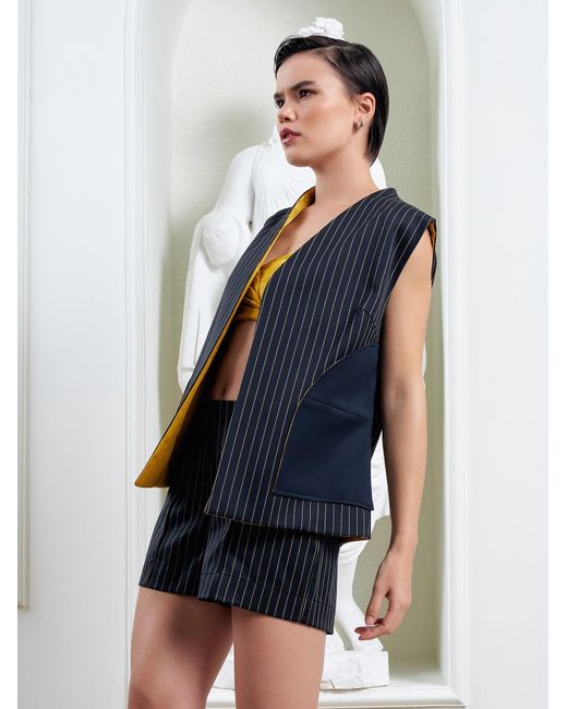 Lumina Eligma Blue The Shark Vest
