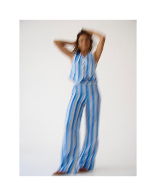 Mind Traveler Blue Ana Linen Vest Top