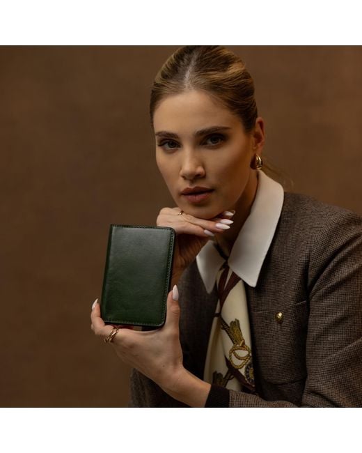 Time Resistance Green Small Leather Passport Holder For