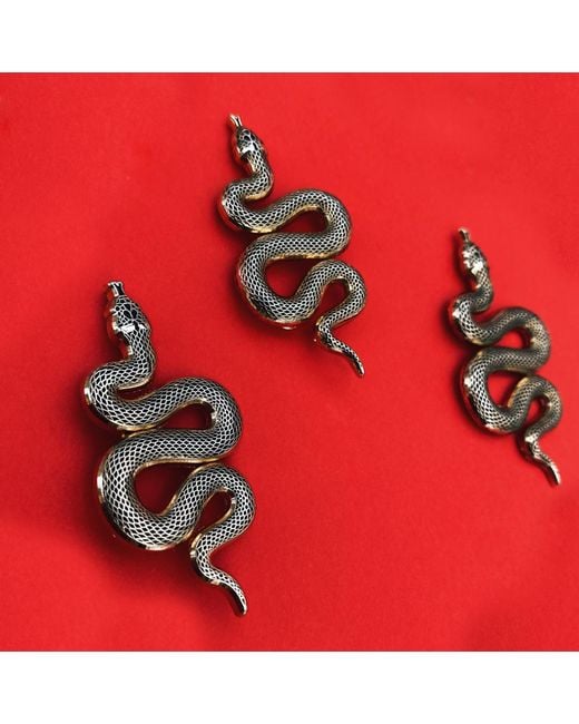 Make Heads Turn Metallic Golden Metal Pin Snake