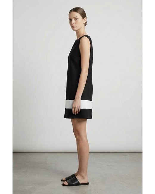 Conquista Black Sleeveless A-Line Mini Dress