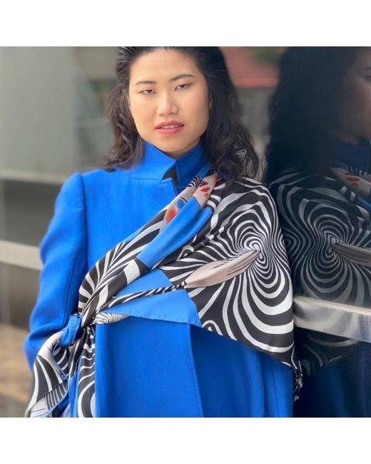 Momme Studio Blue Entrancing Individuals