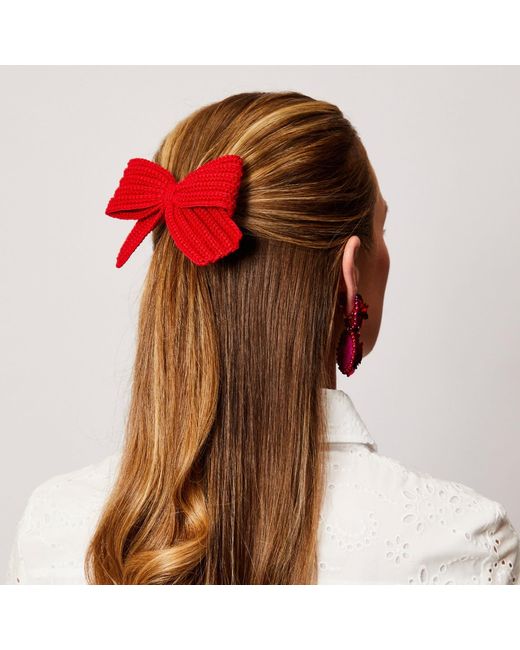 PINAR OZEVLAT Red Crocheted Bow