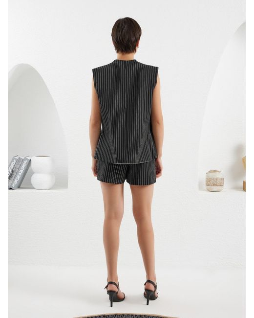 Lumina Eligma Black The Yacht Vest
