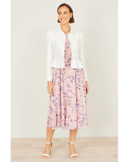 Yumi' White Peplum Fitted Jacket