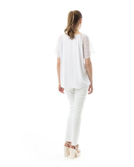Conquista White Lace Detail Short-Sleeved Top