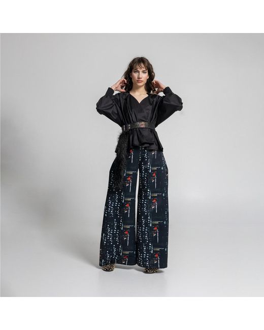 ARTISTA Black Sarah V-Neckline Blouse