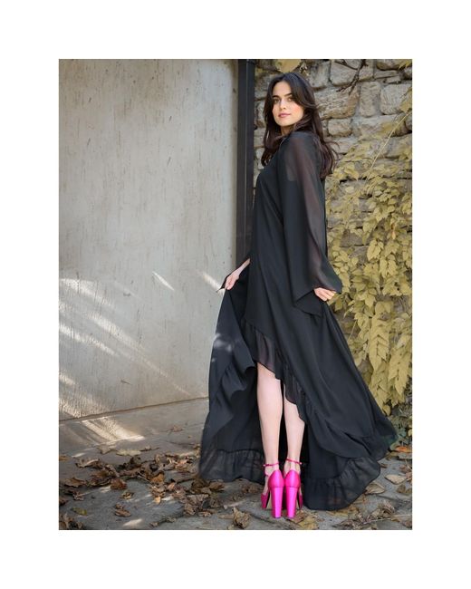 concept A trois Black Long Dress With Semi Transparent Sleeves And A Slight Train